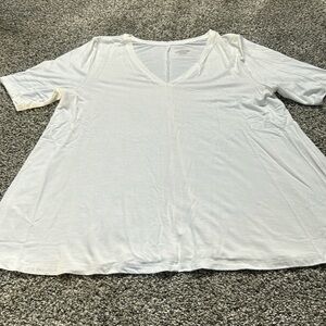 Super soft white vneck short sleeve. Size 14/16
